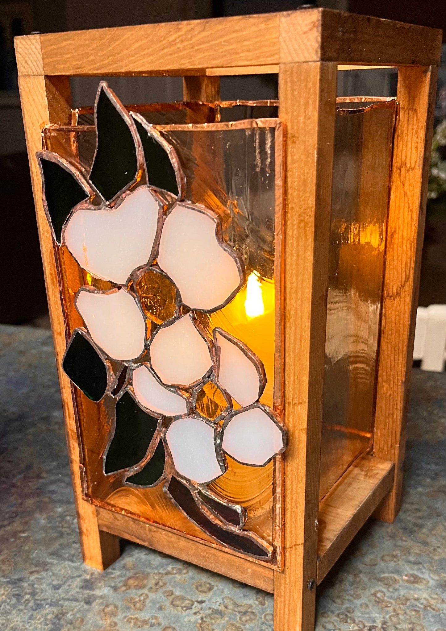 Dogwood Lantern